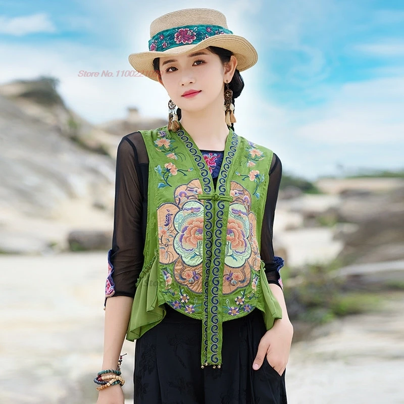 

2026 китайский винтажный жилет с вышивкой национальным цветком, V-образный вырез, этнический жилет, жаккардовый жилет из атласа, безрукавка, традиционный топ ханьфу.