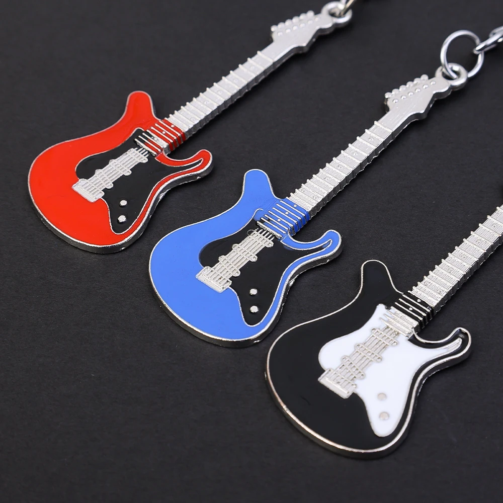 New Y2K Metal Guitar Keychain Cute Bass Keyring for Man Women Bag Pendant Car Key Ring Accessories Music Lovers Gift