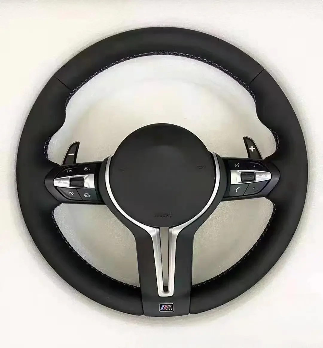 

Performance Leather Steering Wheel For BMW F30 F32 F10 F20 F07 F01 E46 E60 E90 M3 M5 LED Carbon Fiber Car Steering Wheel