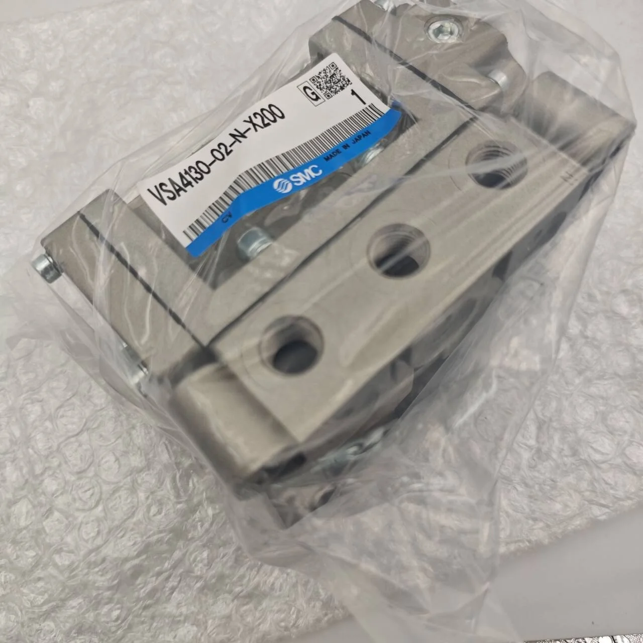الأصلي SMC صمام الملف اللولبي للتحكم الهوائي VSA4130-02-N-X200 صمام التحكم الهوائي بخمسة تمريرات