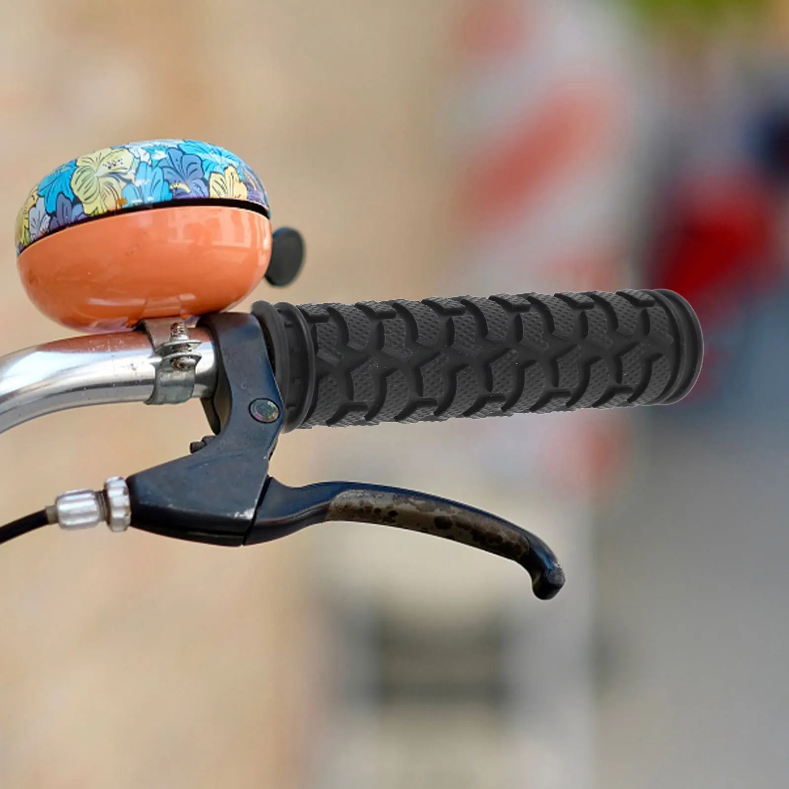 

2Pcs Rubber Non-Slip Bike Handlebar Grips Replacement Mountain Bike Handle Grips Covers for Bicycle Off-Road Riding