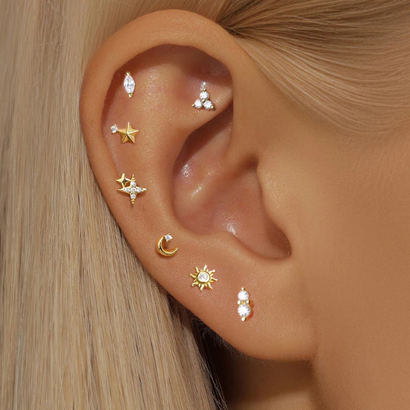 1PC acier inoxydable étoile lune Cartilage Piercing boucles d'oreilles plaqué or 18K Helix Tragus oreille boucle d'oreille Bijoux de corps Bijoux cadeau