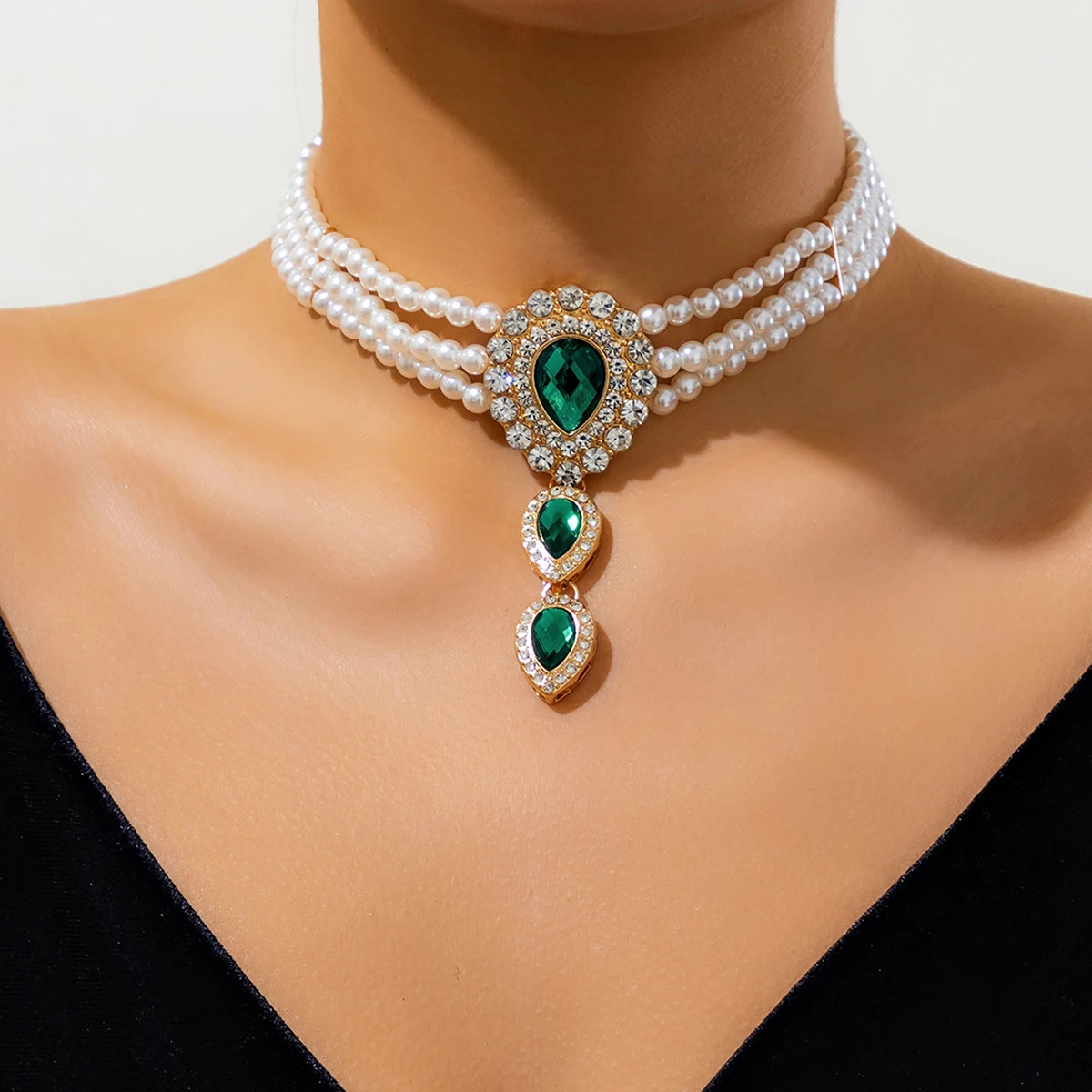 IngeSight.Z Vintage Multi-layer Imitation Pearl Beaded Choker Necklace Women Luxury Green Rhinestone Droplet Long Necklace