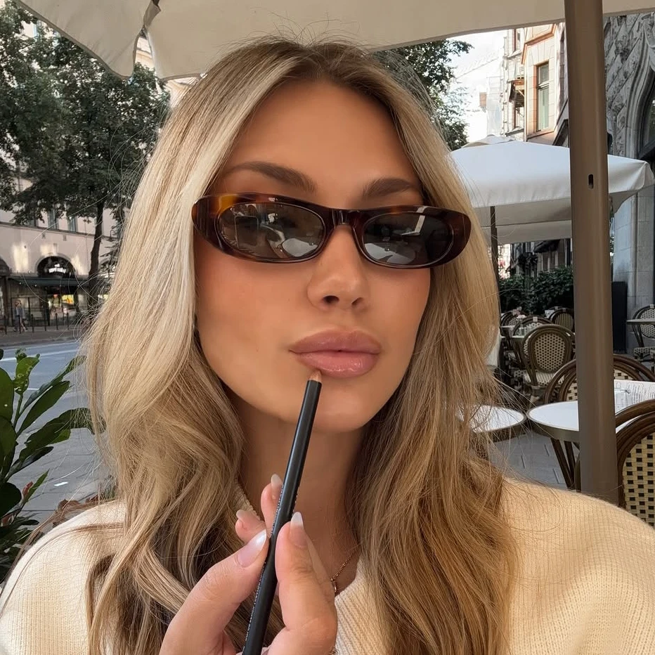 

Oval shaped small frame sunglasses for women, cat eye sunglasses, designer leopard print personalized fashion sunglasses