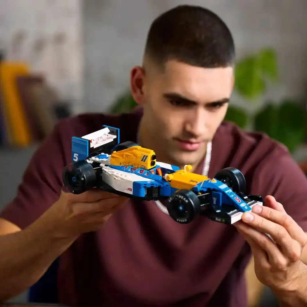 MOC أيقونات 10330 10353 سباق السيارات نموذج لغز اللبنات الكبار هدية تحصيل الديكور