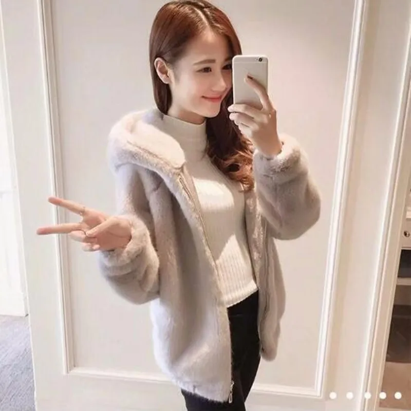 Winter Faux Fur Coat Women 2024 Casual Sweatshirts Sleeveless Faux Fox fur Winter Fur Vest Female Jacket Coat casaco feminino