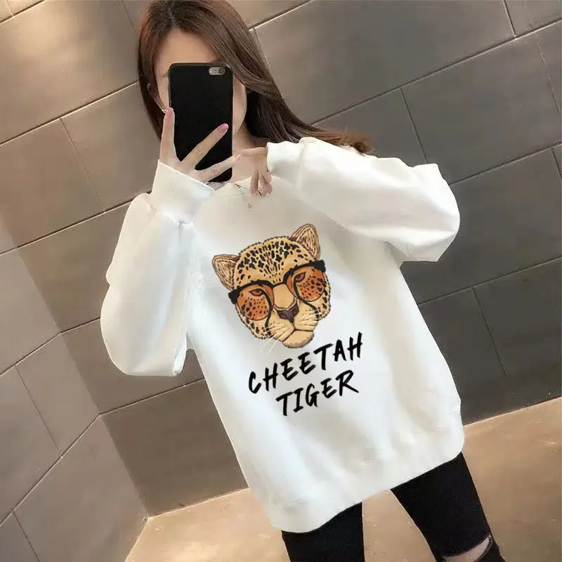 2023 New Spring and Autumn Korean Edition Loose Casual Trend Round Neck Print Versatile Fashion Women's Oversized Sweater