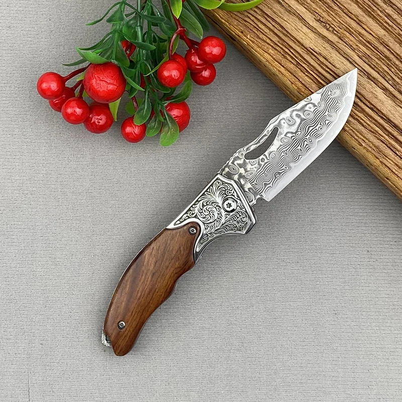 Coltello pieghevole Nuovo stile Il manico in legno Coltello da tasca per strumenti EDC da campeggio all'aperto con lama in acciaio di Damasco manuale puro