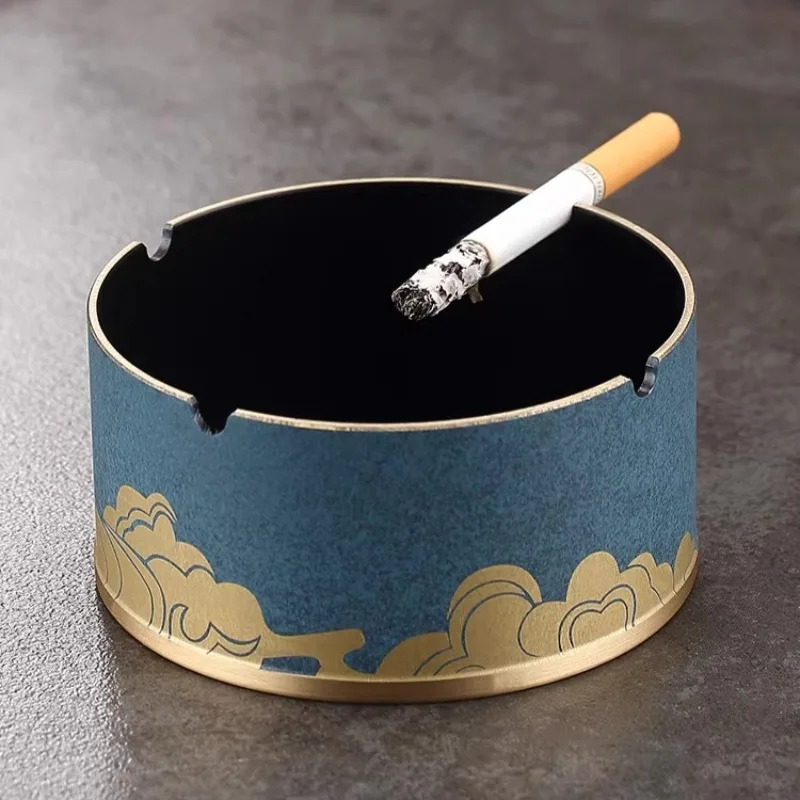 

Auspicious Cloud Pattern Round Ashtray for Home Office Decorative Cigarette Holder Brass High-end Home Living Room