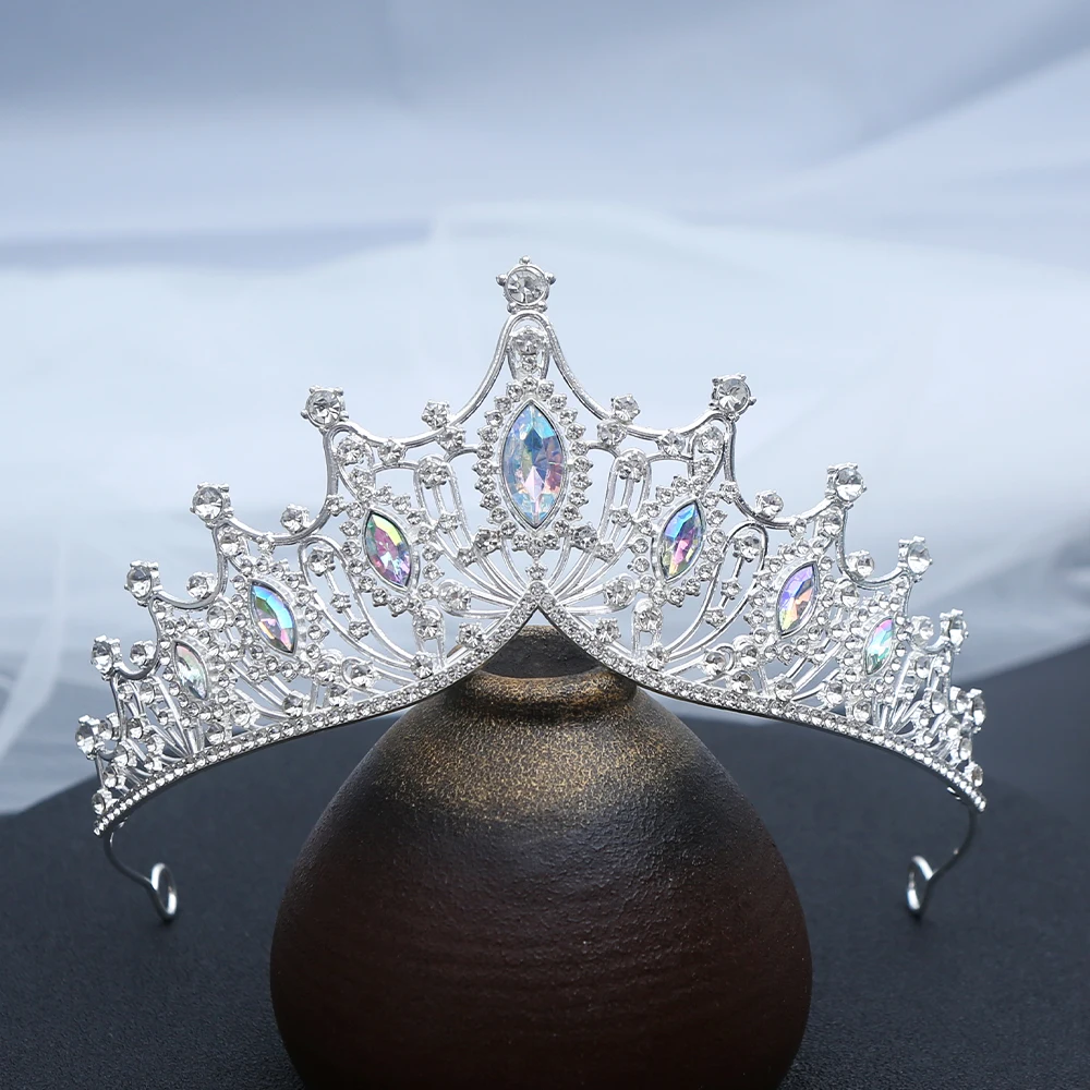 Couronne de cheveux Vintage exquise, 1 pièce, Design inspiré de la bohême, strass scintillants, détails ornés, parfait pour les looks de mariée, concours