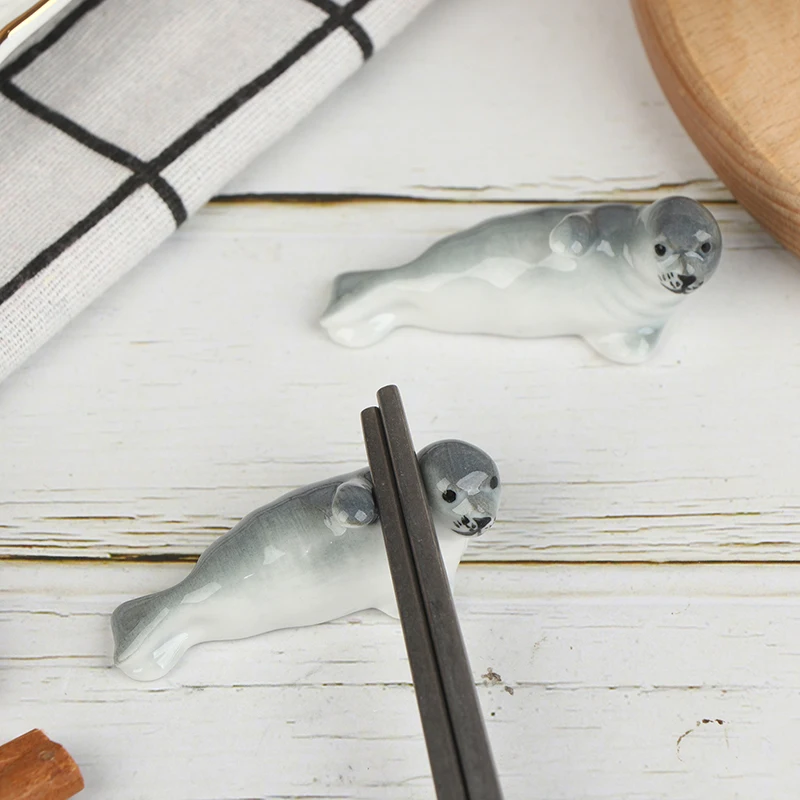 2Pcs Ceramic Little Sea Lion Seal Design Chopstick Holder Household Decor Chopstick Rest Pillow Kitchen Tableware