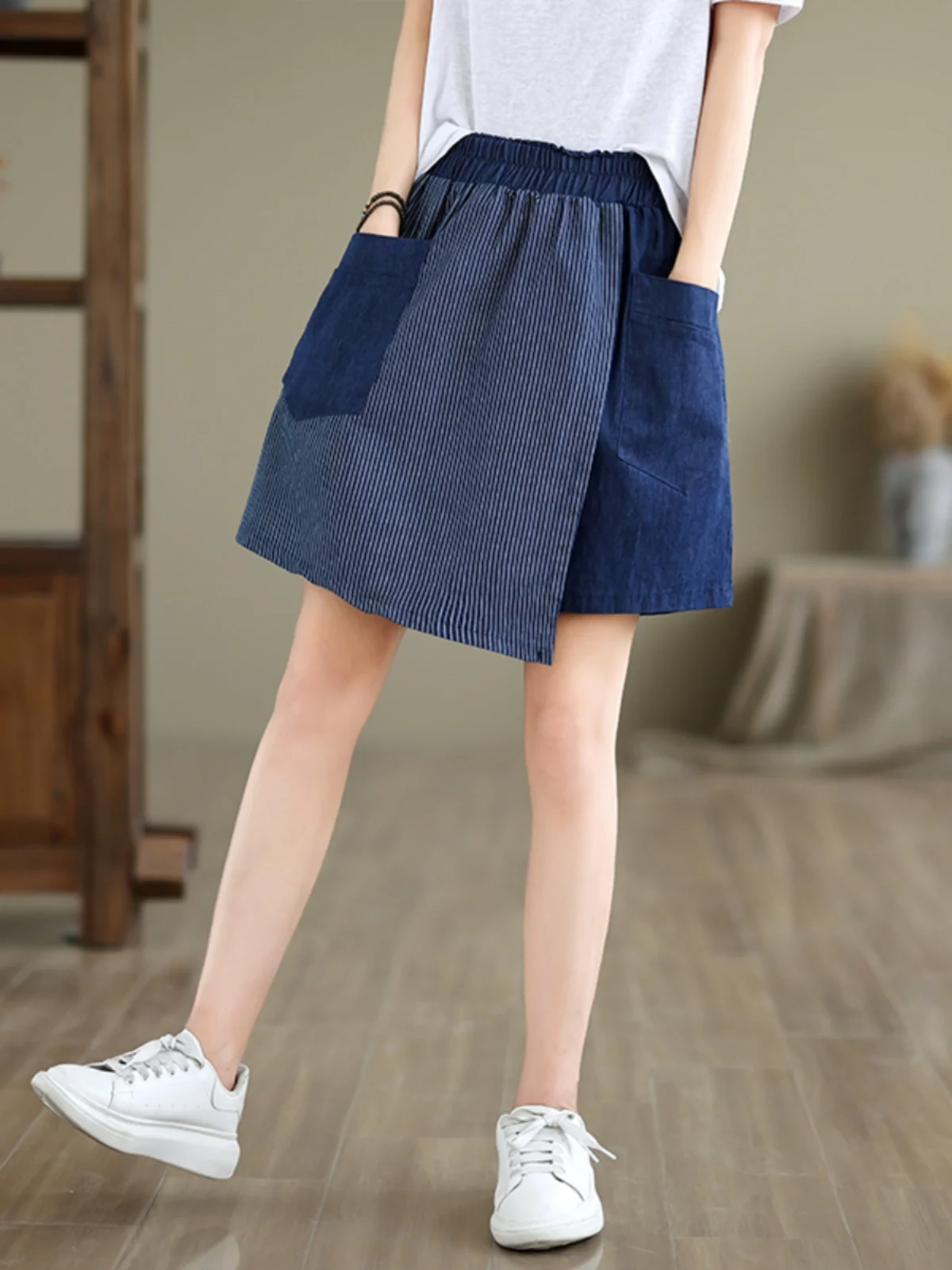 

plus Size Casual Loose Wide Leg Denim Shorts Women's Summer Outwear Blue Asymmetrical Design Striped Patchwork Jeans Shorts