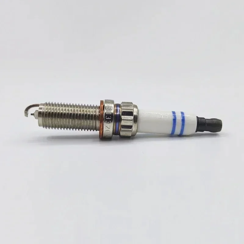 4PCS Spark Plug Z6SII3320 A0041596403 For BENZ W204 W211 W212 W221 W222 C300 C350 E300 E350 E63 S350L S400L CLS GL ML GLK GLE/S