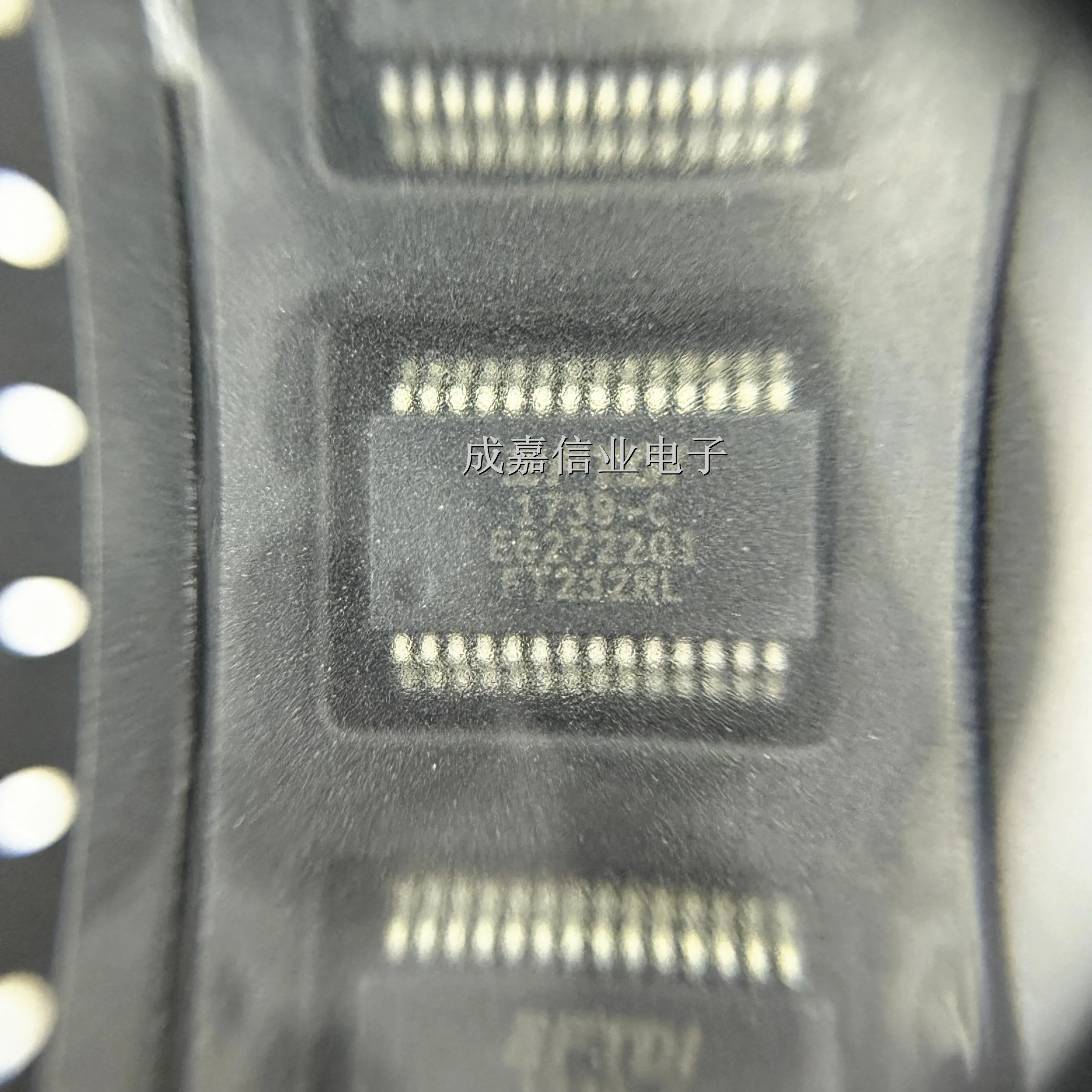 5pcs/Lot FT232RL-REEL SSOP-28 FT232RL USB Interface IC USB to Serial UART Enhanced IC Operating Temperature:- 40 C-+ 85 C