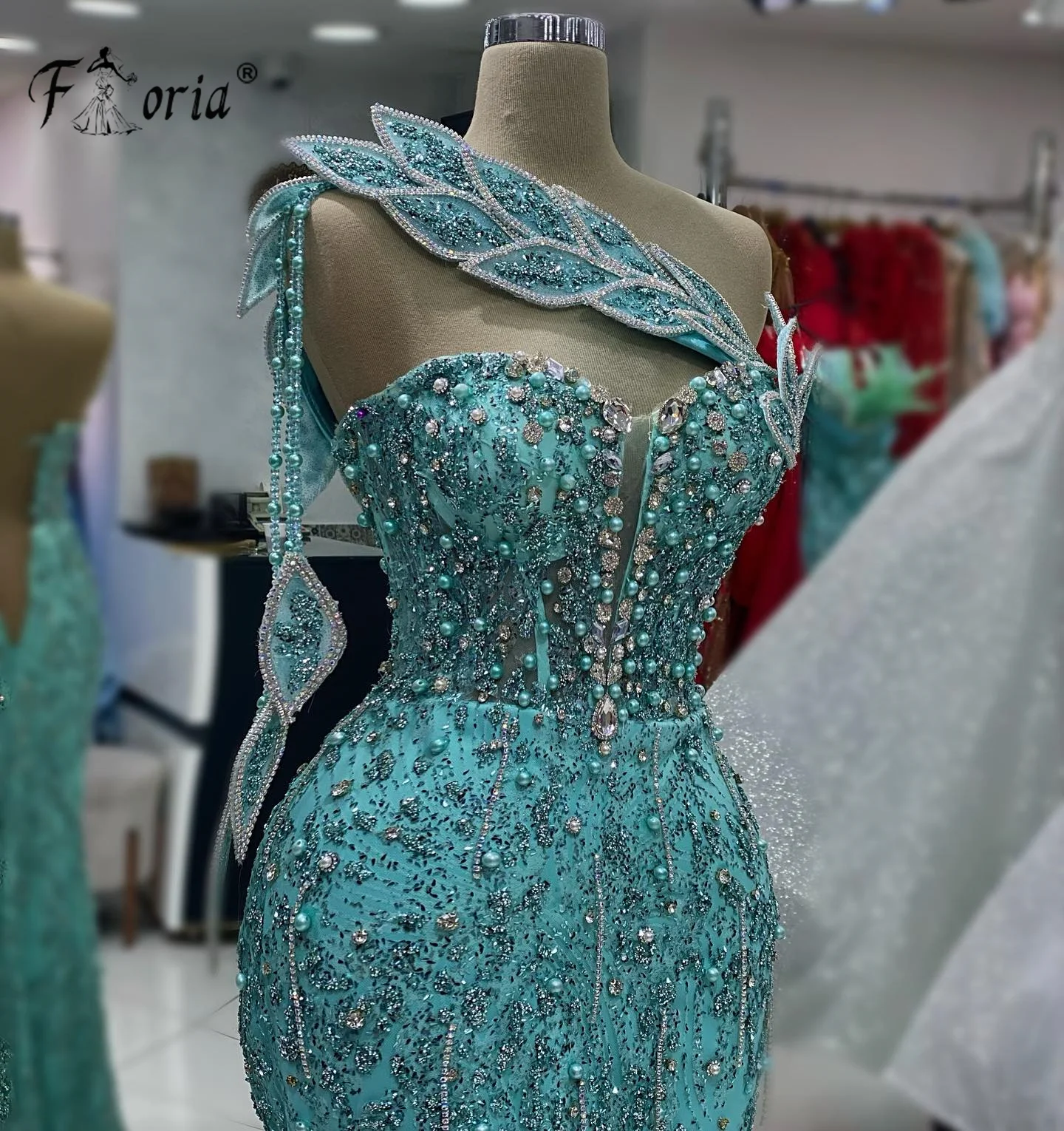 Luxury Crystal Tassel One Shoulder Evening Dresses 2023 Couture 3D Flower Appliques Celebrity Pageant Dress Party Wedding Prom