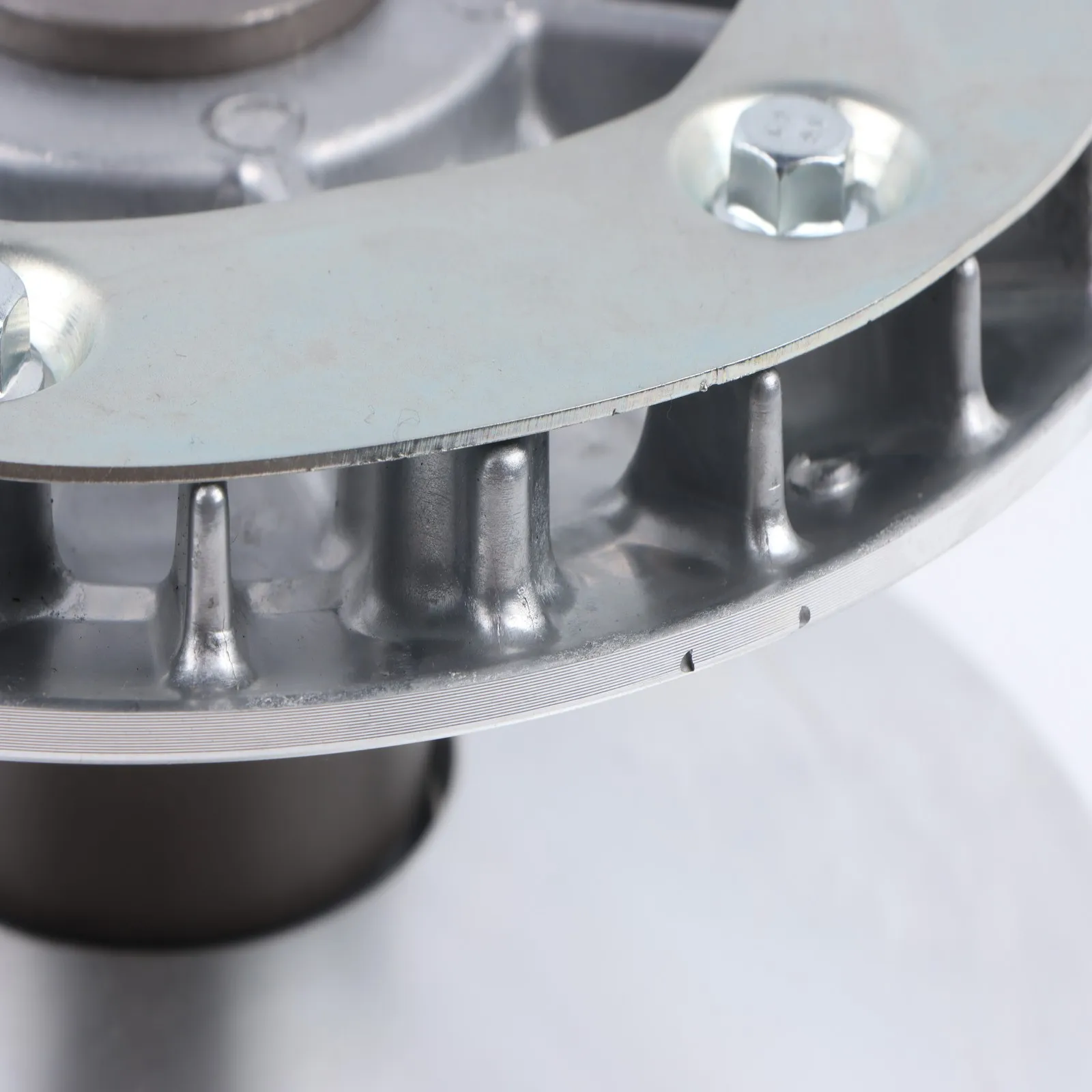 

1pc 0JYA-51000-00001 Primary Drive Clutch Pulley Variator For CFMoto CF1000 ZForce UFORCE 2017-2019