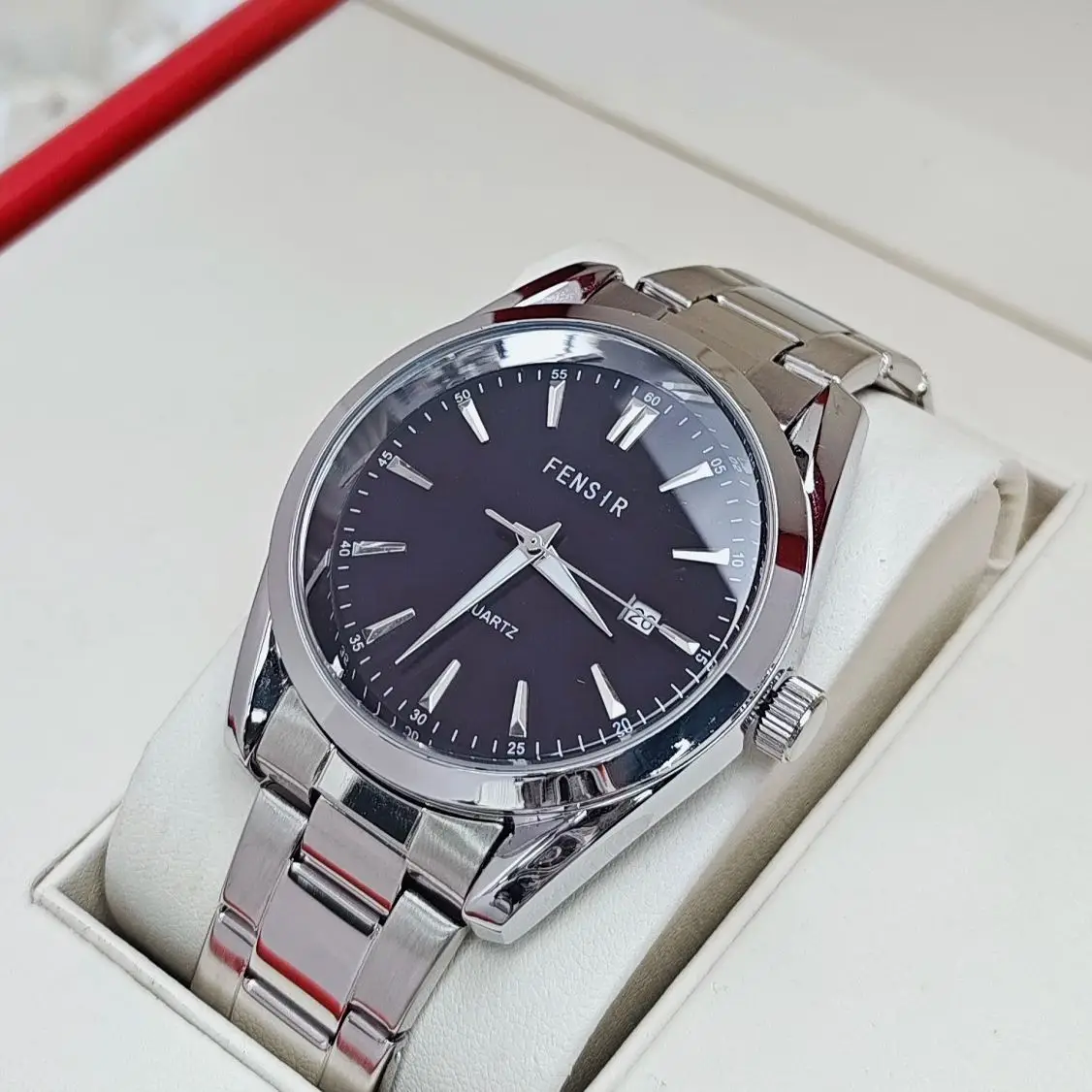 

Top Luxury High-End Business Men's Quartz Watch, Diary Series Classy Fashion Casual Simple Stylish Social Guy Watch for Male Students, European and American Style, Waterproof Calendar Steel Band, Suitable for Various Occasions