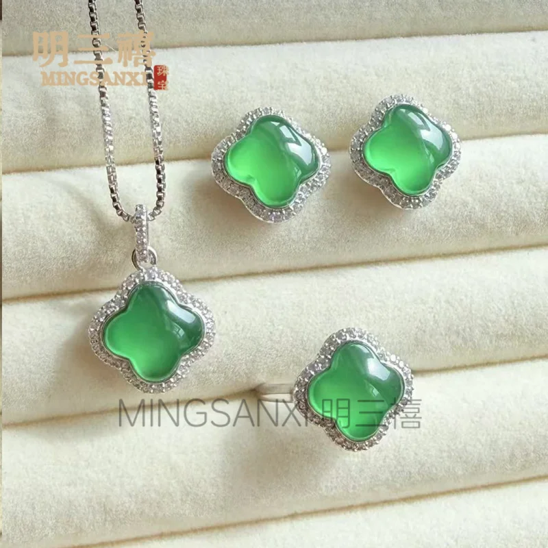 

Natural Green Chalcedony Set Jade Color Sun Green Four-leaf Clover Agate Ring Earrings Pendant Three-piece Jewelry Set