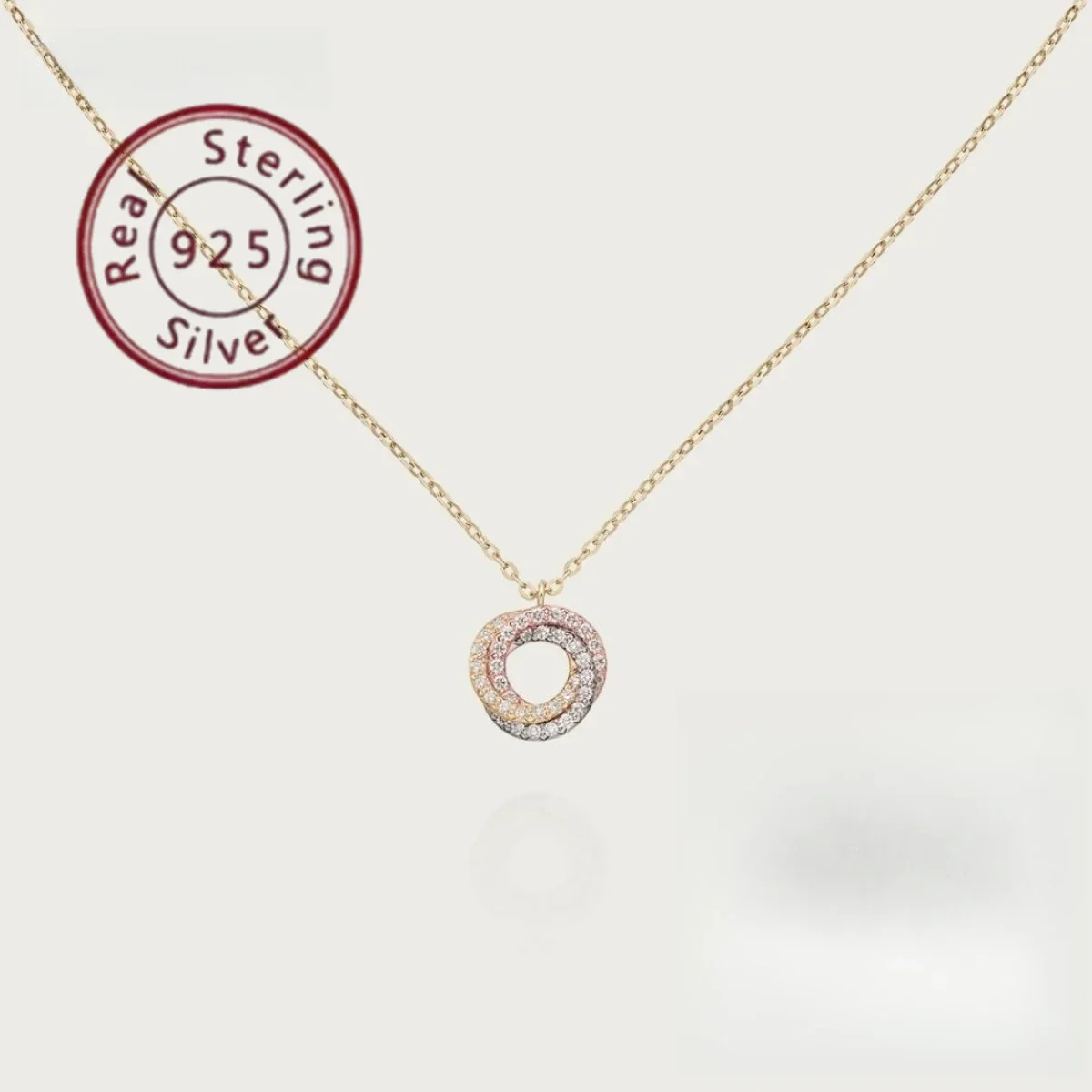 

Fashionable and light luxury S925 three-ring three-color zircon necklace pendant, an essential accessory for parties and workpla