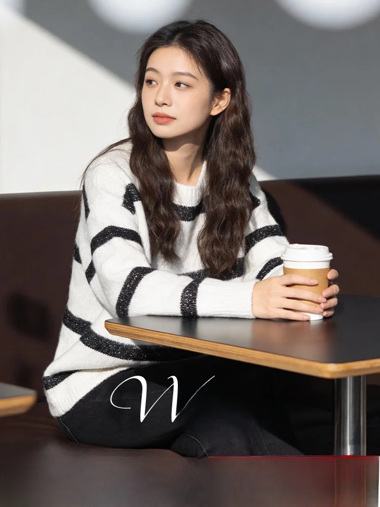 

plus Size Women's Knitted Sweater round Ne Long Sve Thiened Striped Casual Sle Winter Faion Outerwear