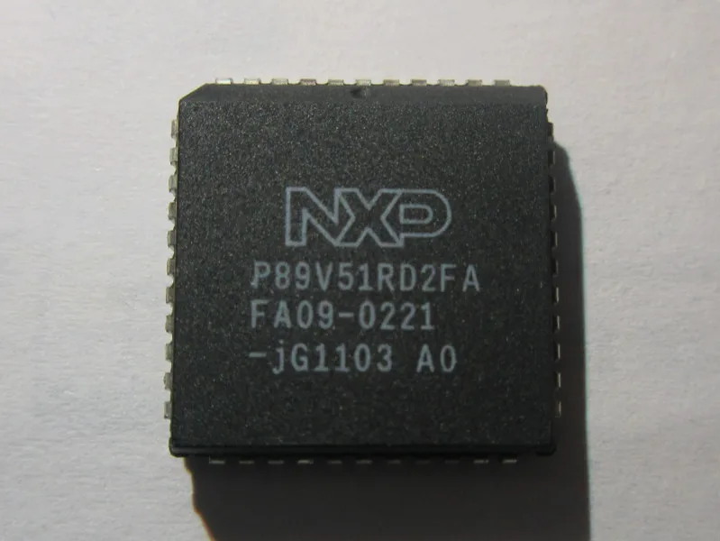 

P89V51RD P89V51RD2FA PLCC44 AT89C51CC01CA-IM 10 шт.