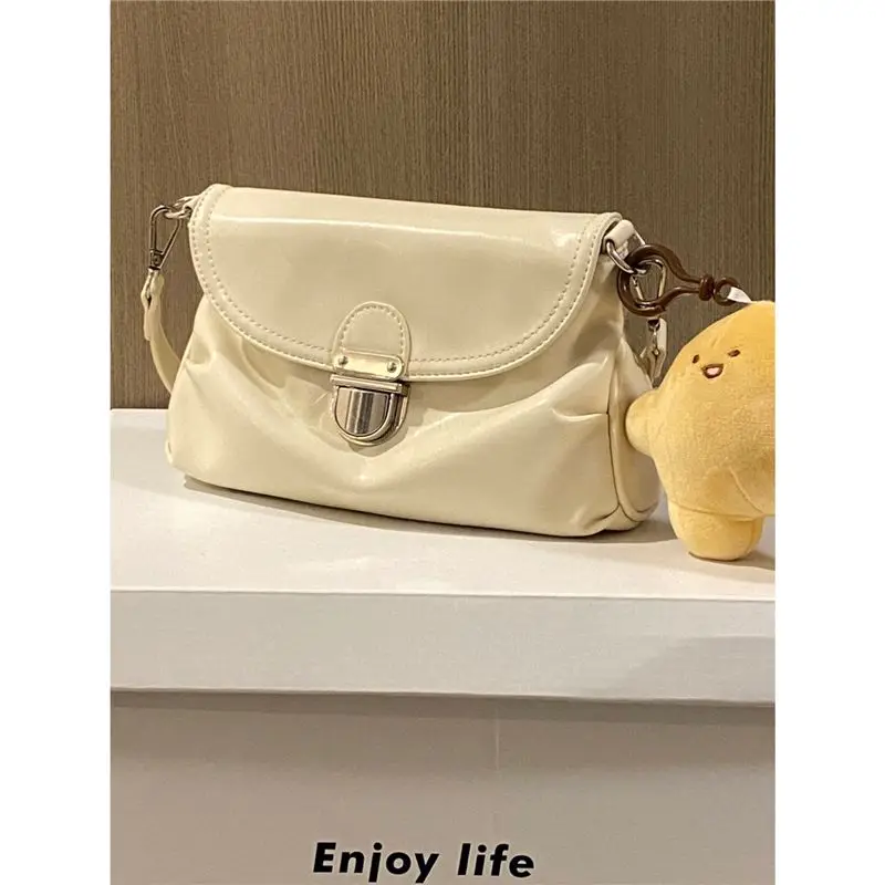 Advanced Texture New Style Retro Sense Large Lock Catch Soft Leather Underarm Bag Minority Commuting Shoulder Bag Crossbody Bag