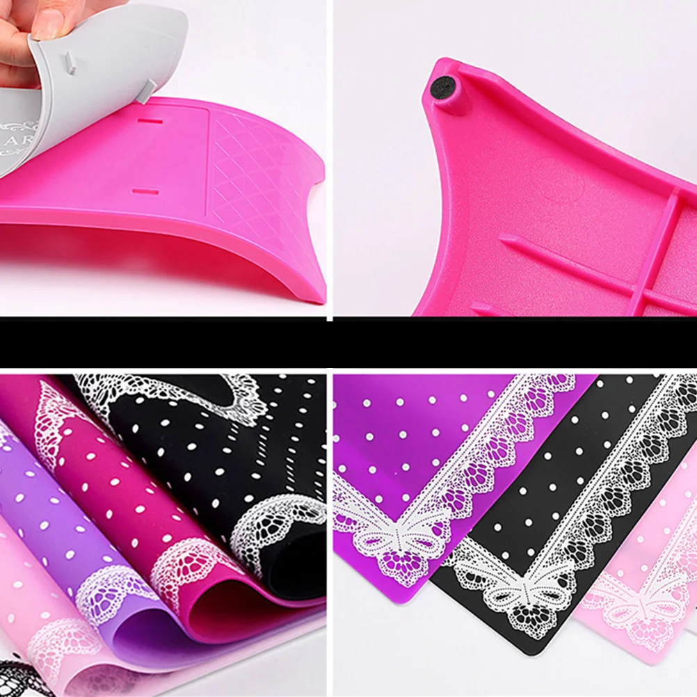 1 szt. Silikonowa podkładka pod dłoń, składana poduszka do manicure, wygodna, nadająca się do prania, różowa.