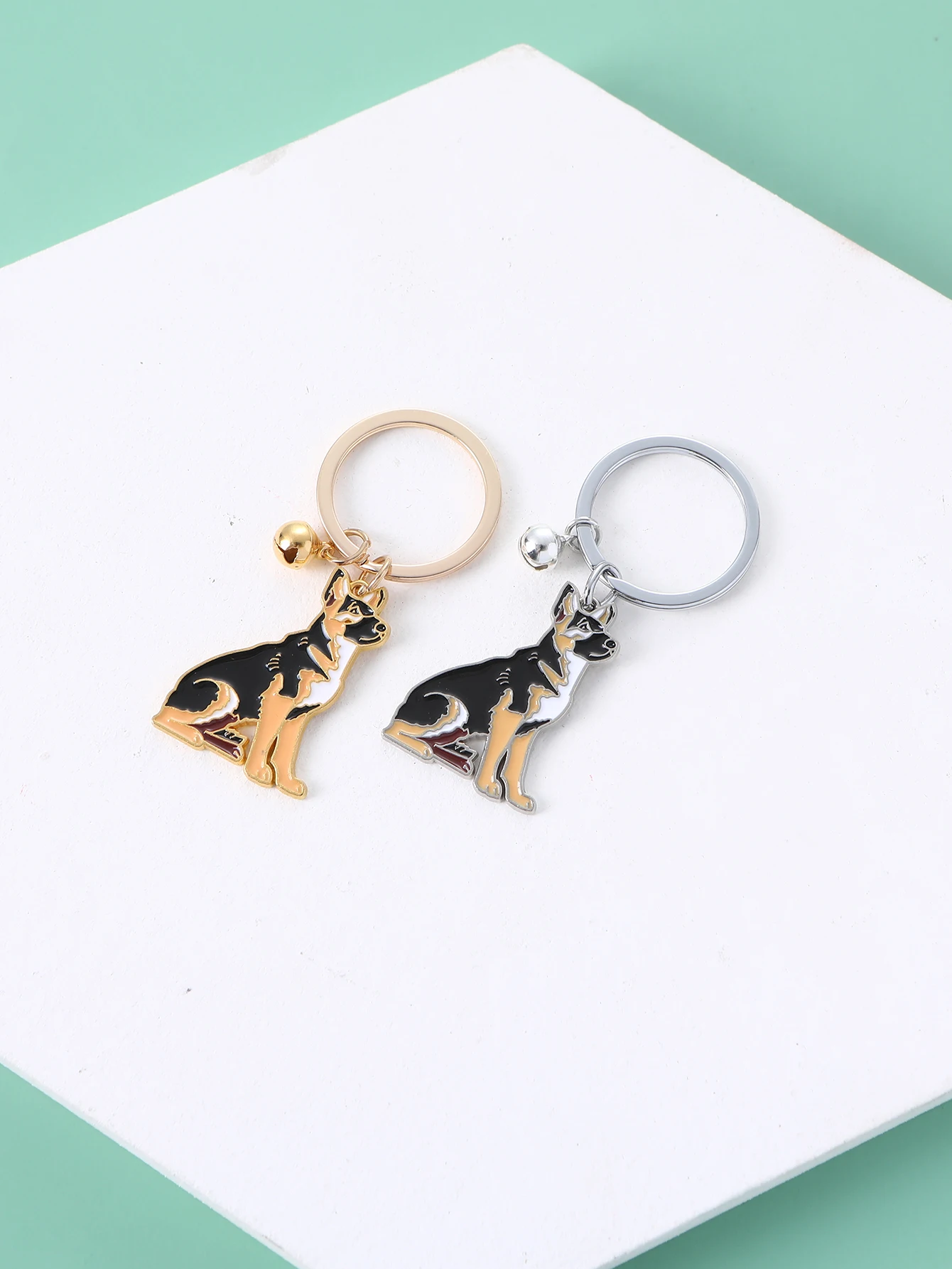 Fashion Pet  German shepherd dog Keychain Dog Pendant  Animal Bell Enamel Keyring Women Bag Jewelry Girls gifts