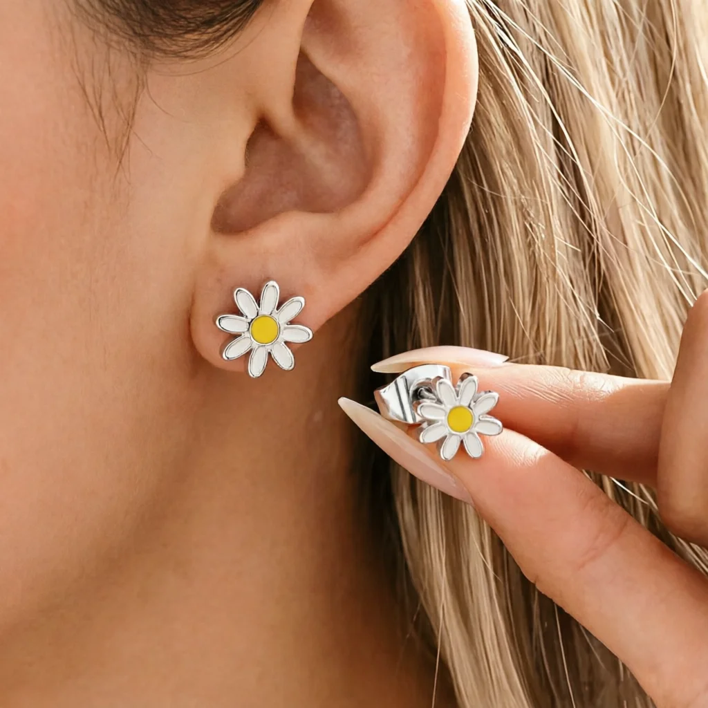 Small White Daisy Cut Stud Earrings Stainless Steel Dainty Sweet Ear Jewelry, Fashion Minimalist Versatile for Daily Wear