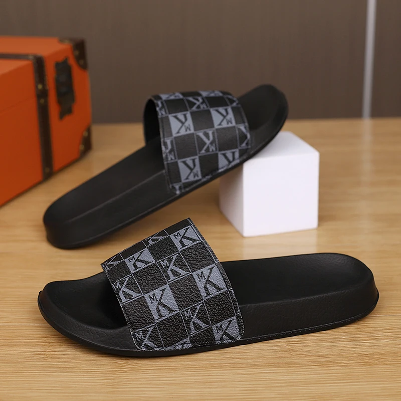 

Men's Home Slippers Lightweight Summer New Style Flat and Worn Casual Retro Patterned Anti-slip Quick-drying Sandals Men Shoes
