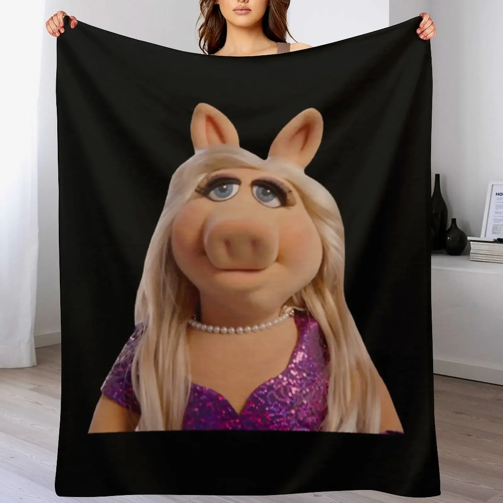 

Miss Piggy Throw Blanket Decorative Beds Decorative Sofas Designers Quilt Blankets