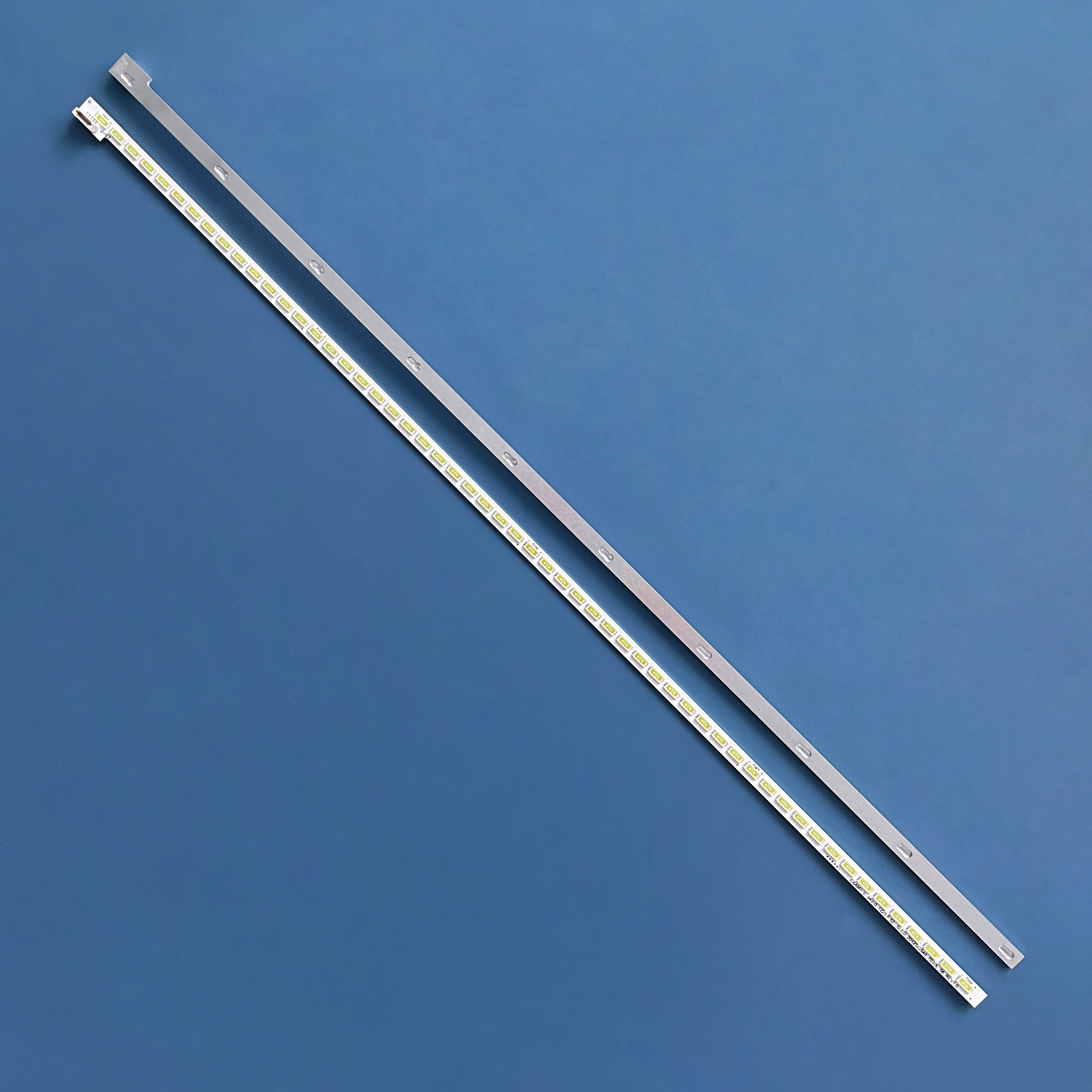 Listwa oświetleniowa LED 40 pfl5527t/60 40 pfl5537t/60 40 pfl5507k/12 40 pfl5007k/12 40 pfl5007t/60 40 pfl5007k 40 pfl5527k/12 40 pfl5507h/12 40