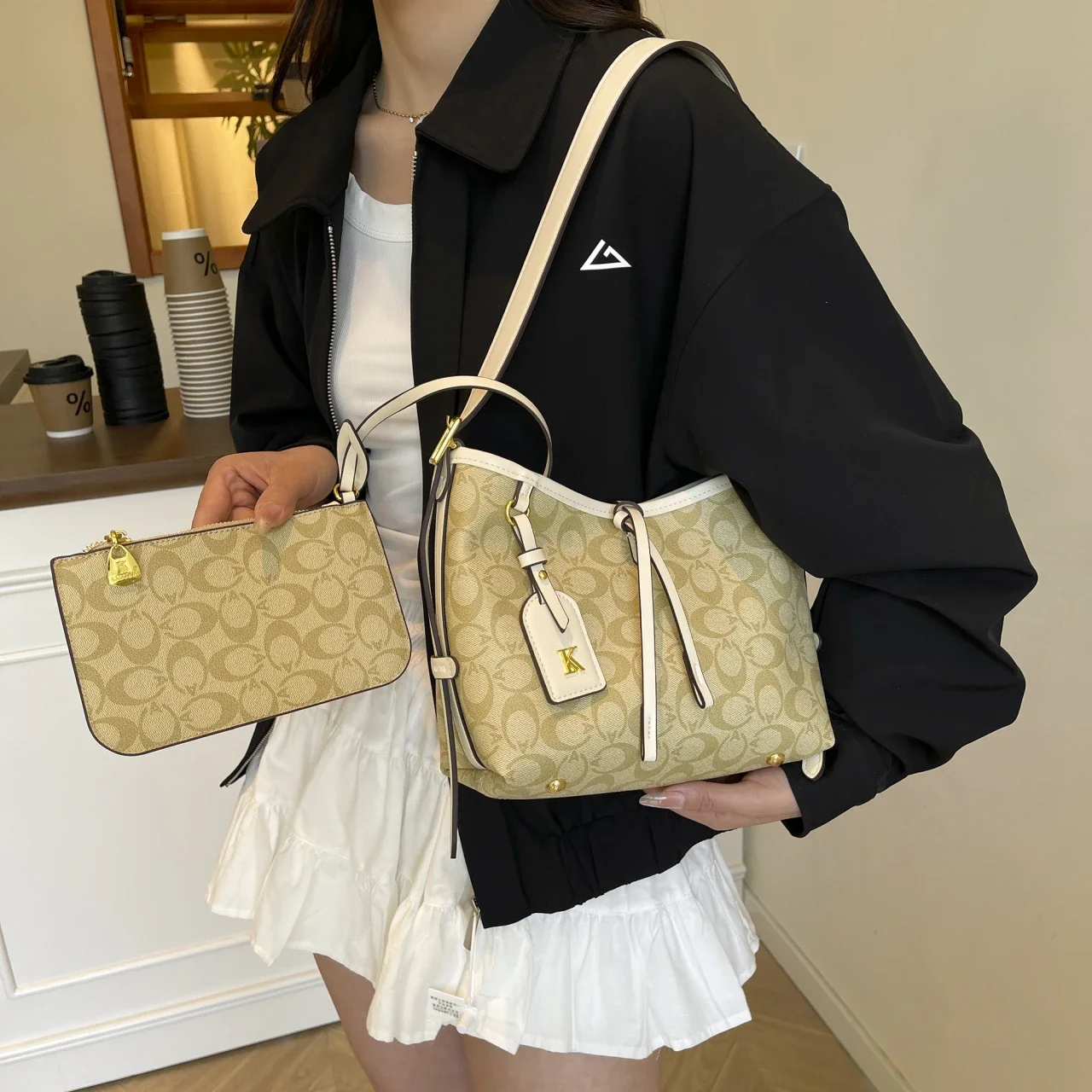 

Best Designer Crossbody Tote - Elegant Solid Color Bag For Women With Paris Vintage & Commuter Style