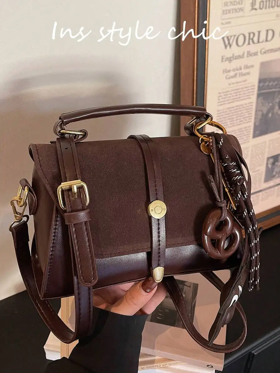 

Classic Square Crossbody Bag With Metal Buckle And Adjustable Strap Burgundy Flap Design