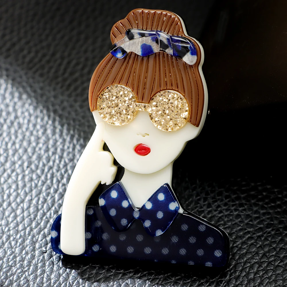 CINDY XIANG Acrylic Wearing Polka Dot Shirt Girl Brooch Fashion Beautiful Lady Pin Acetate Fiber Material New Design 2023