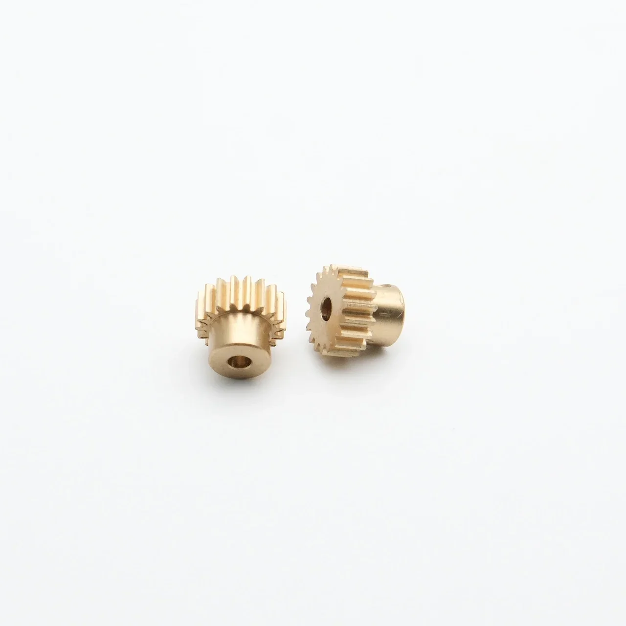 

2PCS 0.4M 18T step gear 2MM 2.5MM Bore diameter Copper Gear 18 Teeth 20 Teeth