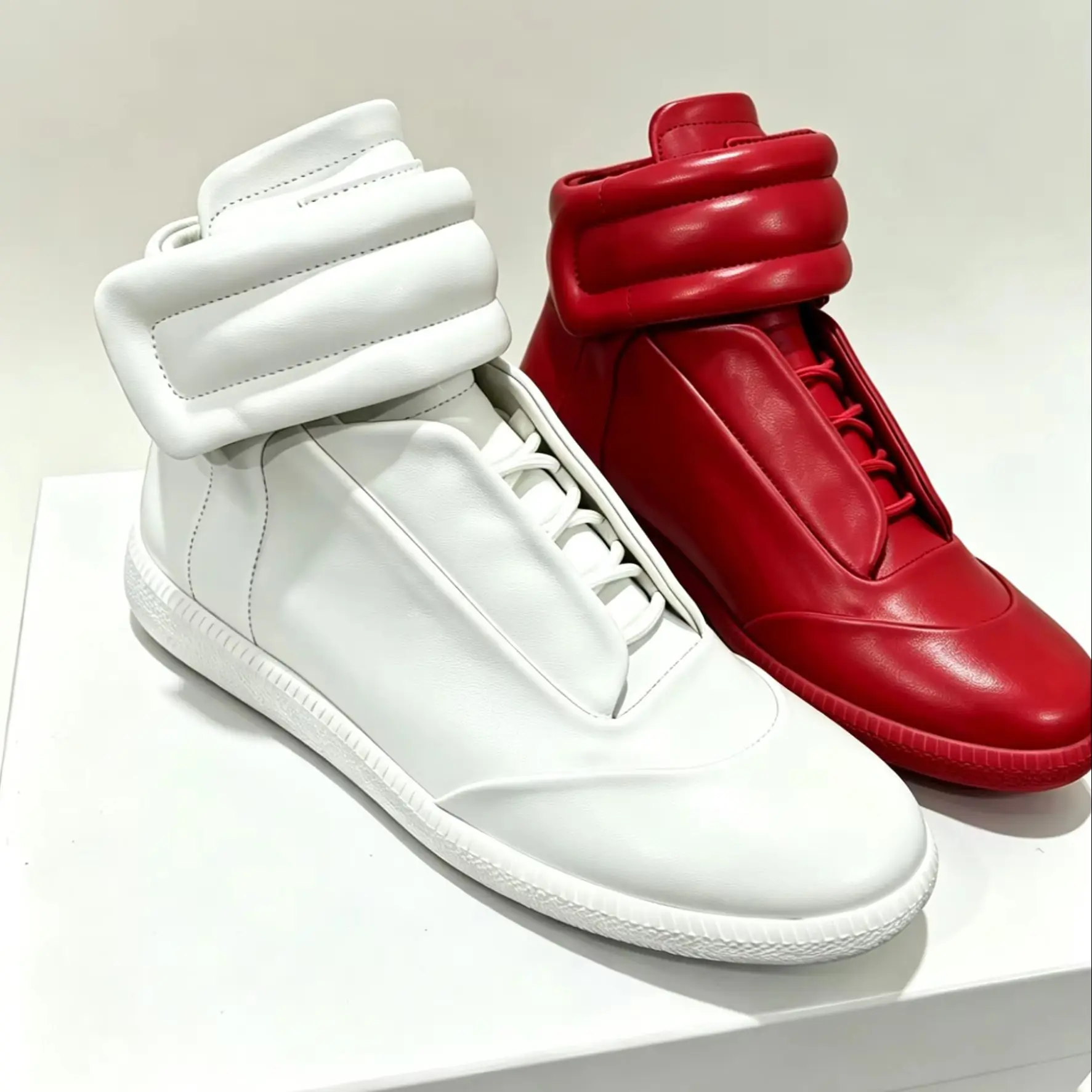 White Men's High Top Casual Sports Shoes Flats Genuine Leather Trainers Sneakers Men Shoes New Style Comfort High-top Flat Shoes