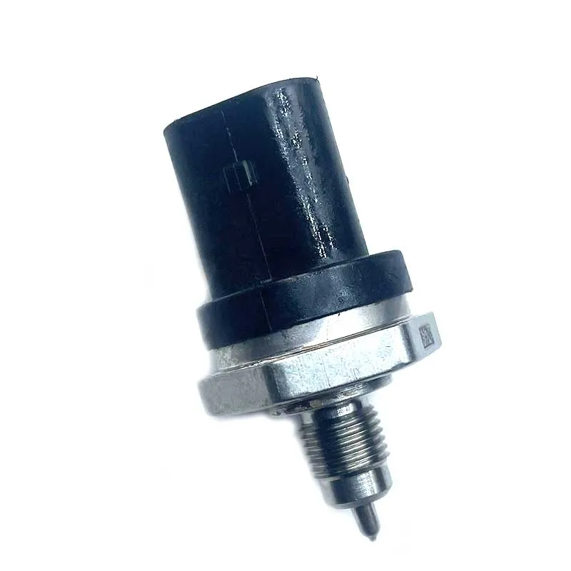 Fuel Injector Pressure Sensor LR108241 Fits for Land Rover Evoque Range Rover Sport LR4