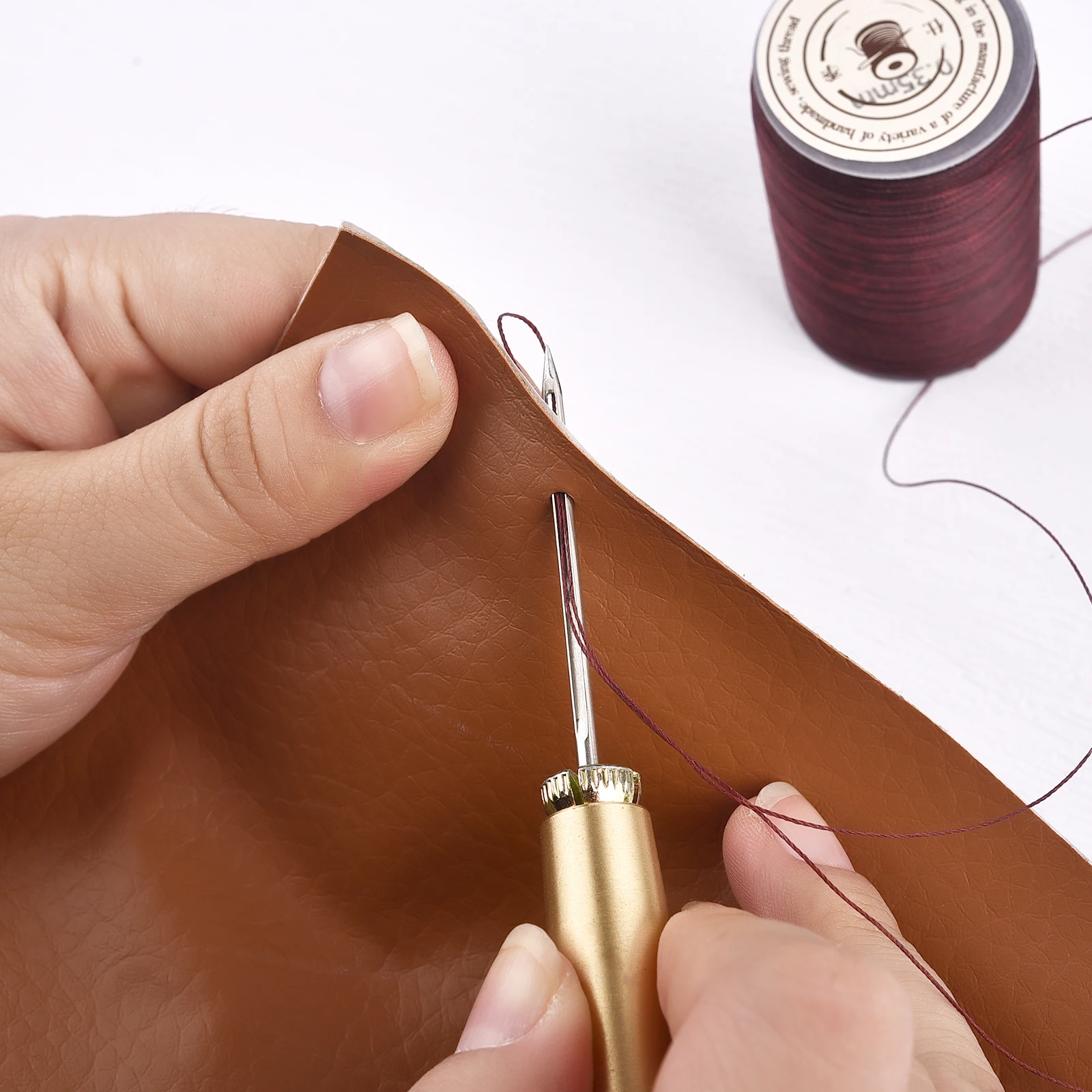 

0.35mm 160m Waxed Cord Sewing Thread String Strap Necklace Rope Beads For Jewelry Making DIY Bracelet Bracelet Craft Accessories