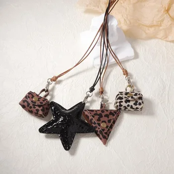 Collana con ciondolo con stampa leopardata di tendenza retrò Stile donna autunno e inverno