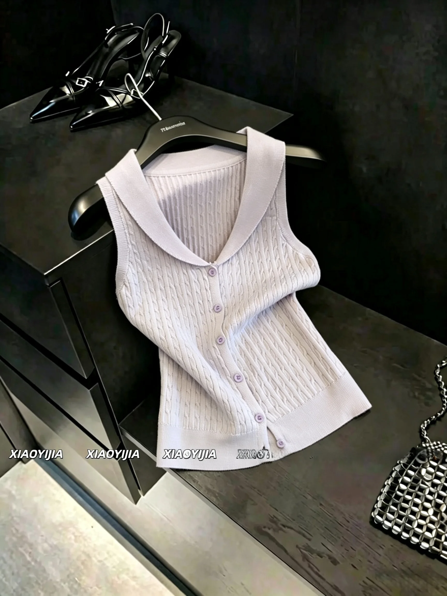 High-End Knitted V-Neck Twist Flower Vest Women's Slim Fit Sleeveless Open Cardigan Top Guangzhou Thirteenth Factory