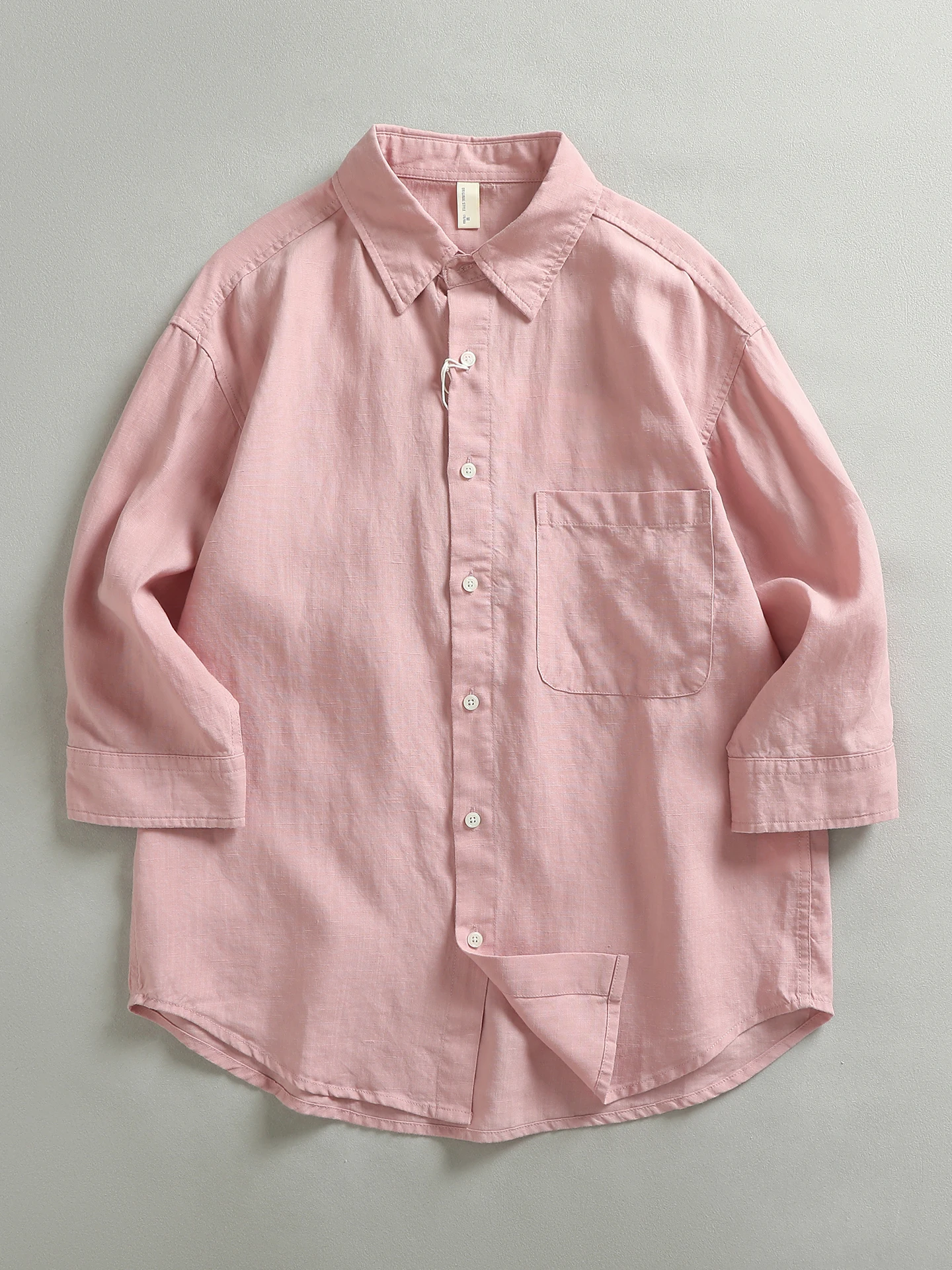 

Retro Linen Fabric Men's Shirt Simple Design Loose Fit Summer Cool Comfortable Casual Shirt Seven Sleeve Loose Versatile Casu...