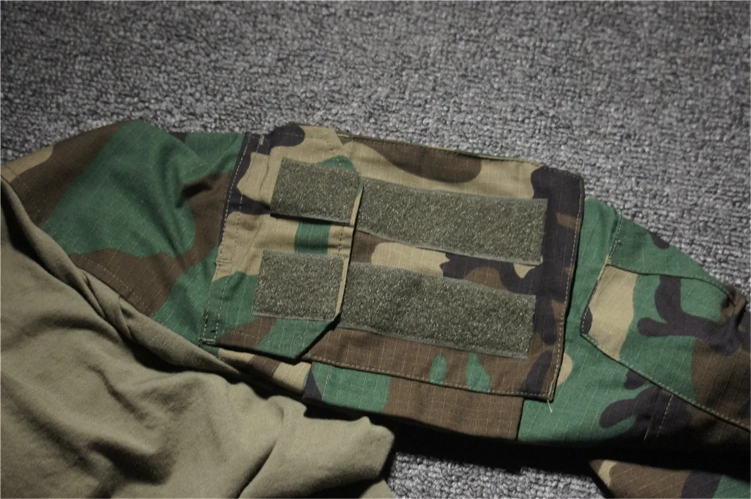 M81 Woodland camuflaje GEN3 G3 entrenamiento táctico caza entrenamiento de combate fuerza especial traje de rana manga larga + pantalones largos ﻿