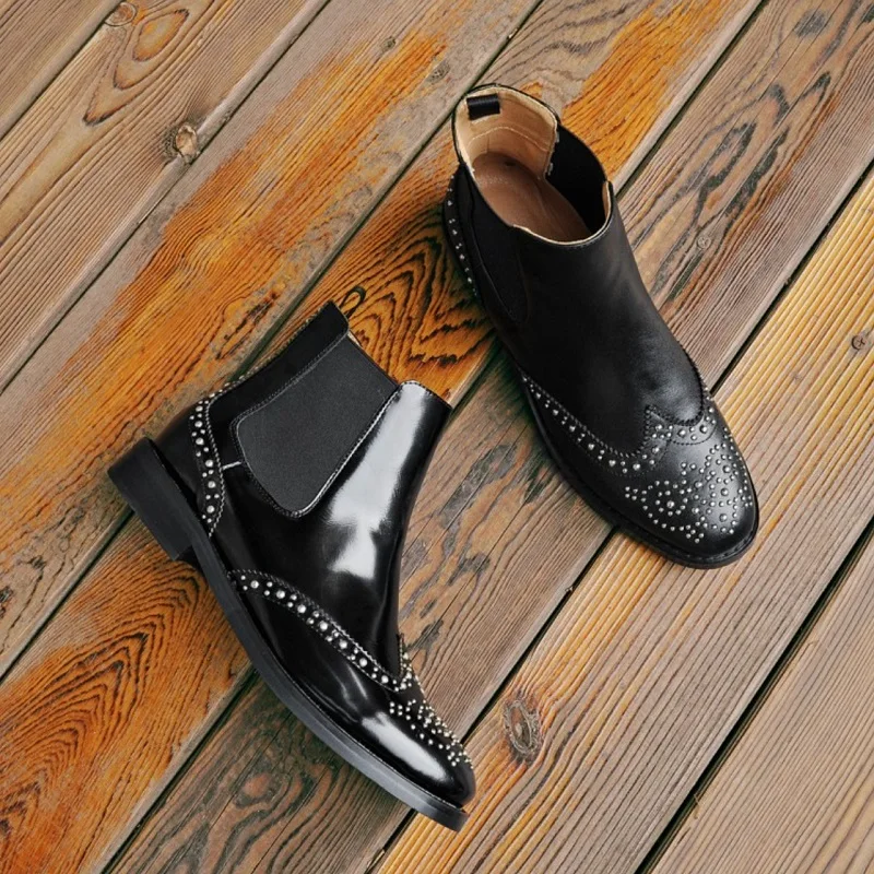 Genuine Leather Classic Chelsea Boots Woman Slip On Ladies Rivets Ankle Boots Simple Comfortable Winter Warm Shoes Size 43