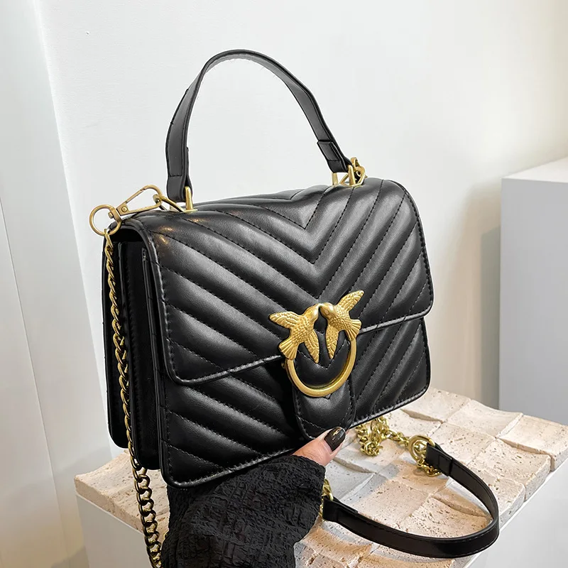 

The New Fashionable Women's High-end Luxury Brand Design Creates A Unique and Classic Versatile "swallow" Bag.