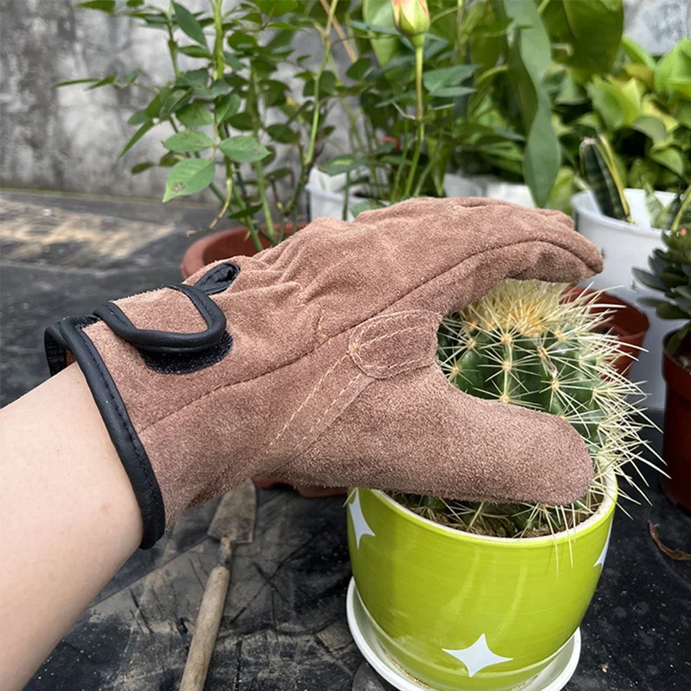1 Paar Outdoor-Schutzhandschuhe für Gartenarbeit, Hofreinigung, Blumengarten, Leder, Anti-Dorn- und Unkraut-Schutz, Arbeitshandschuhe – Detail 2