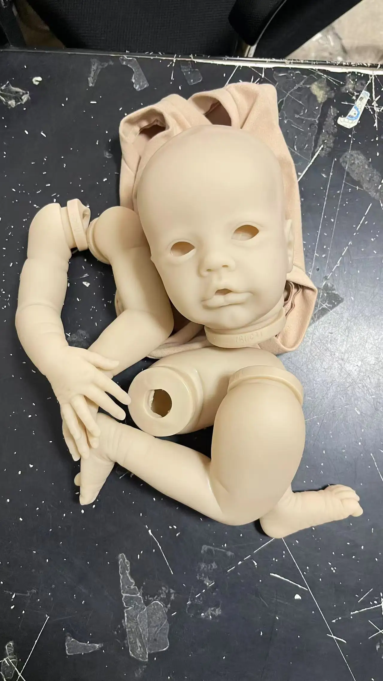 19'' NPK New Arrival Reborn Doll Kit Primrose Asleep/Awake Limited Edition Blank Mold Fresh Color Kit with Cloth Body