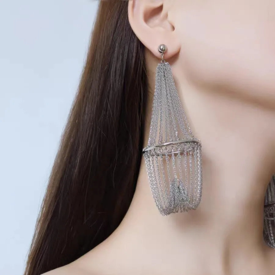 

Европейские и американские модные роскошные серьги с бахромой на цепочке высокого класса, модные преувеличенные и уникальные серьги для подиума