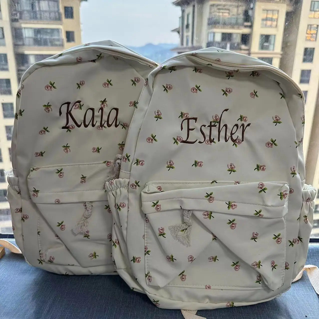 

New Embroidered Name Floral Backpack Girl's Leisure Flower Outdoor Backpack Custom Personalized Name Student Floral Schoolbags