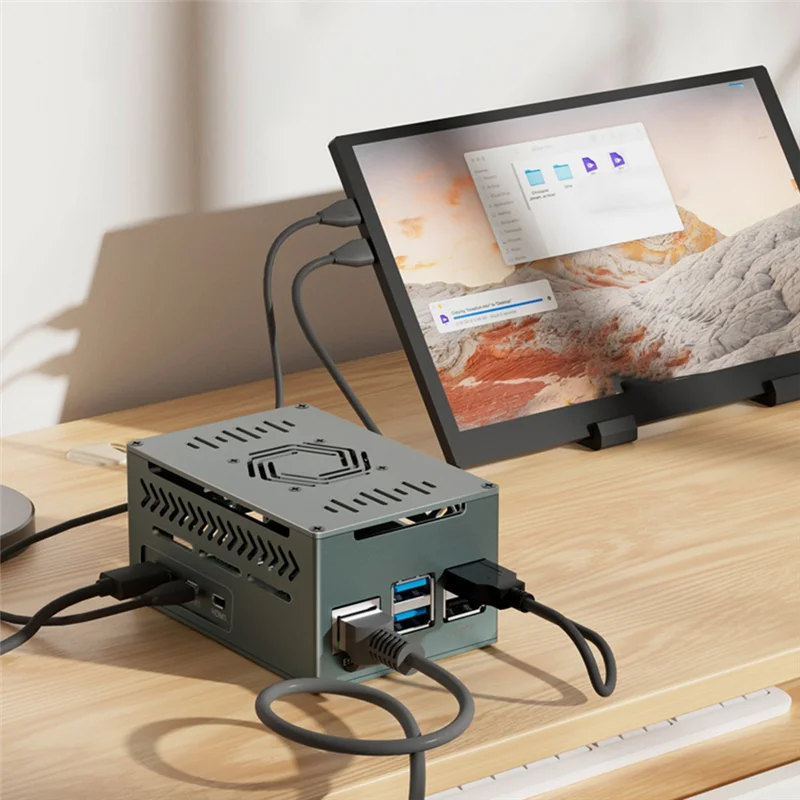 تتضمن حافظة ألومنيوم مصنوعة بشكل جيد لـ Raspberry Pi 5 مروحة 4010 PWM ومبددات حرارة نحاسية لألواح X1000/X1001/X1003/N04/N05 Pcie